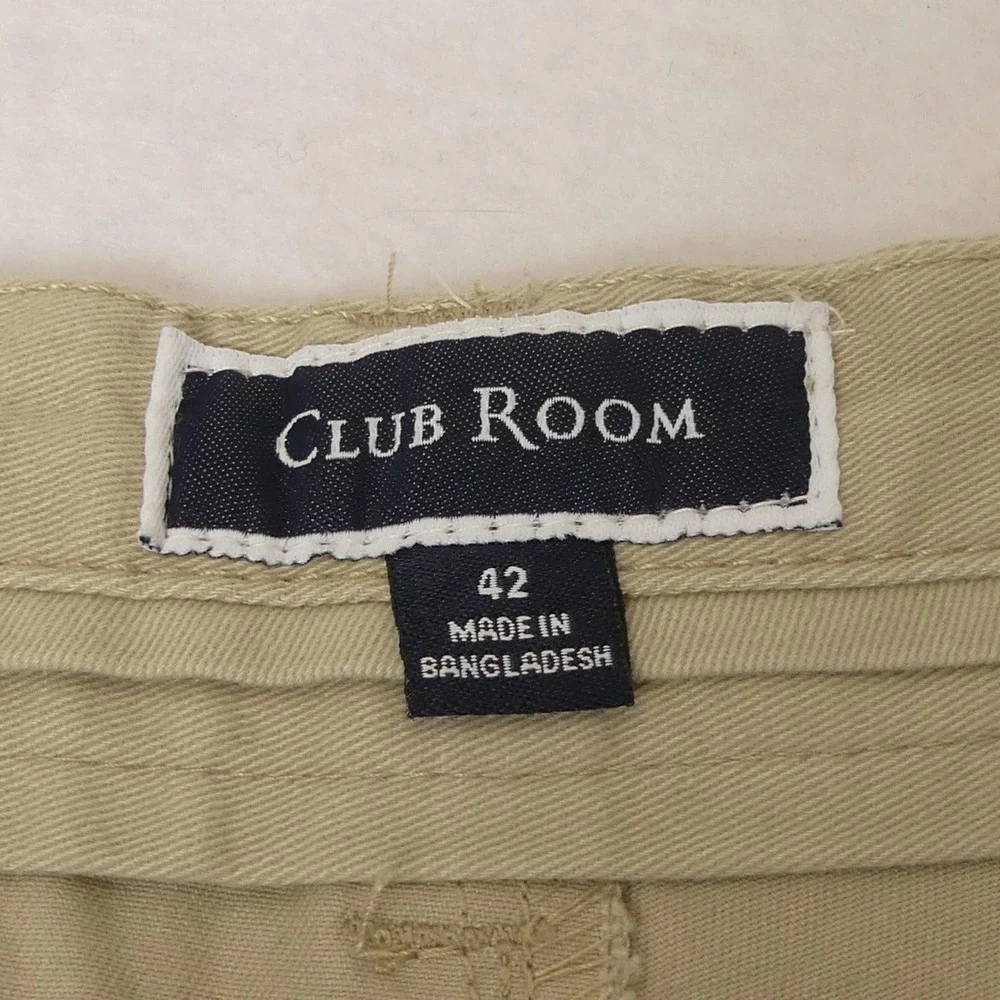 Club Room Shorts Mens 42 Khaki‎ Sand Bulldog Embroidered Flat Front Classic New - Picture 5 of 8